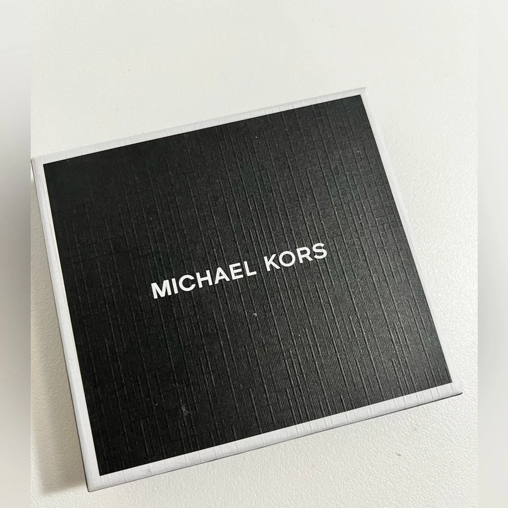 Michael Kors NIB $118 black Logo Card Case with Bill Clip Blue One Size
